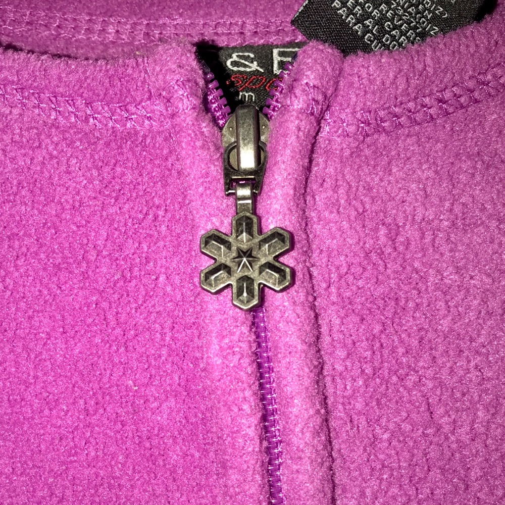C&B Sweater - Picture 3 of 4